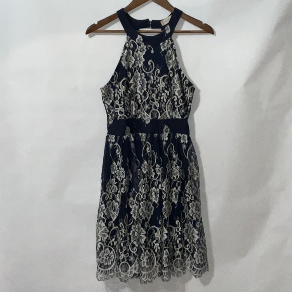 ☀️Altar’d State, lace dress.